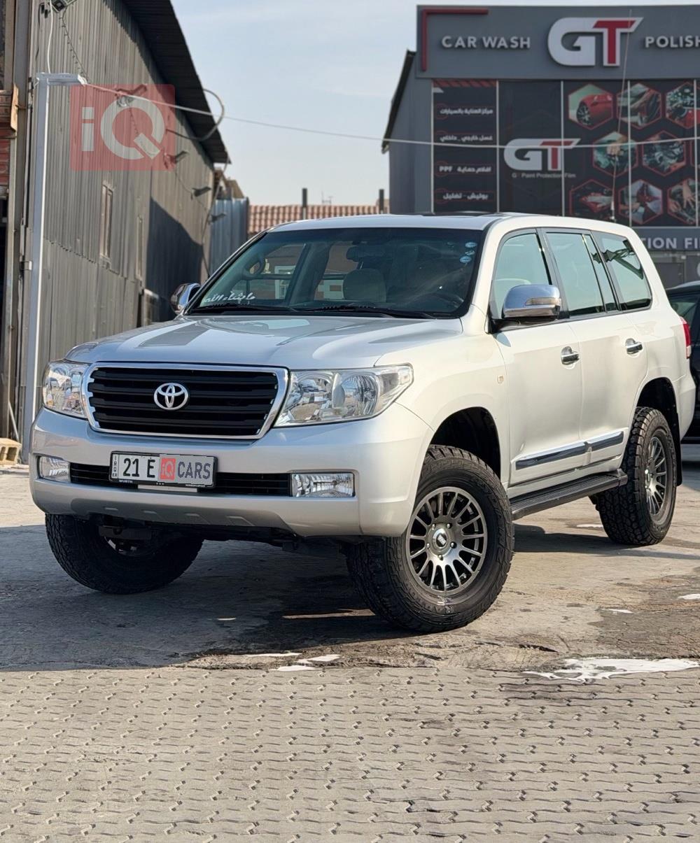 تويوتا لاندكروزر